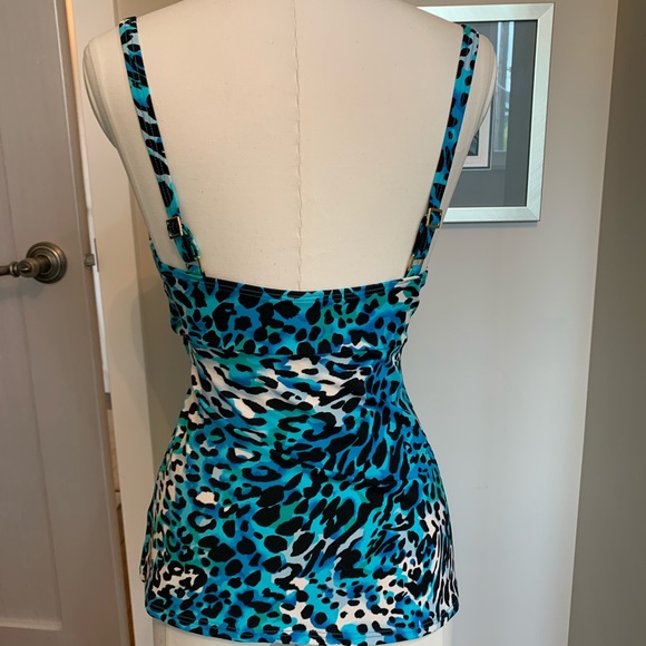 Jantzen bathing suit top - Picture 4 of 7